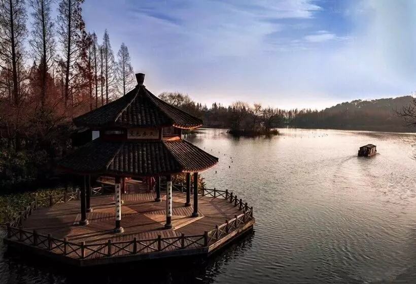 Fotos del hotel Yurong West Lake Cottage Resort  Hangzhou:  12