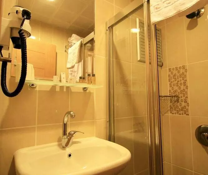 Fotos del hotel Grand Zeybek:  8
