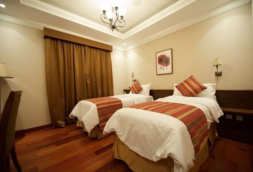Fotos del hotel Al Rawasi Hotel Suites:  3