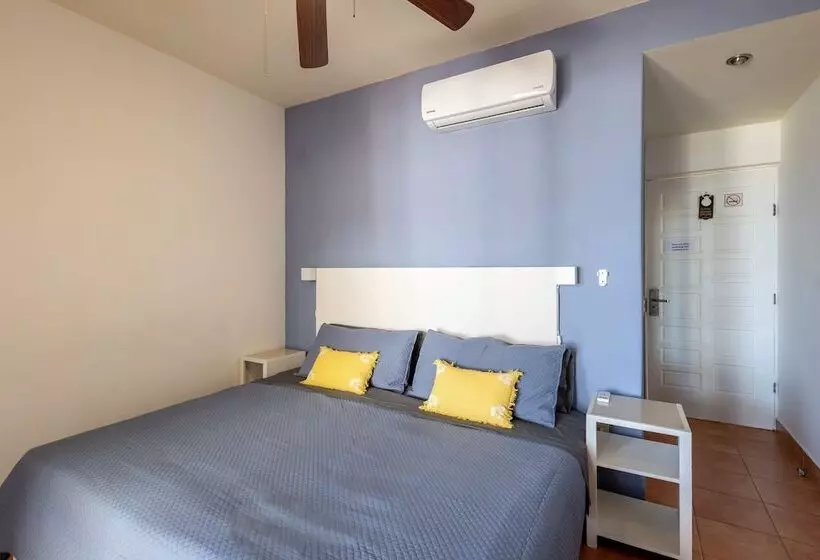 Fotos del hotel Mariamar Suites:  2