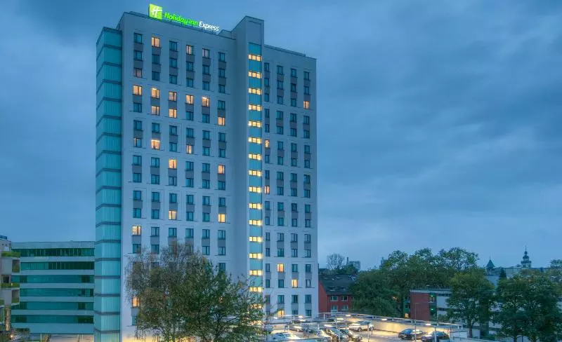 Fotos del hotel Premier Inn Köln City Süd:  20