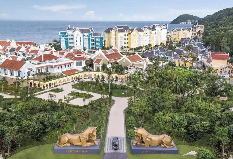 Fotos del hotel Jw Marriott Phu Quoc Emerald Bay Resort & Spa:  7