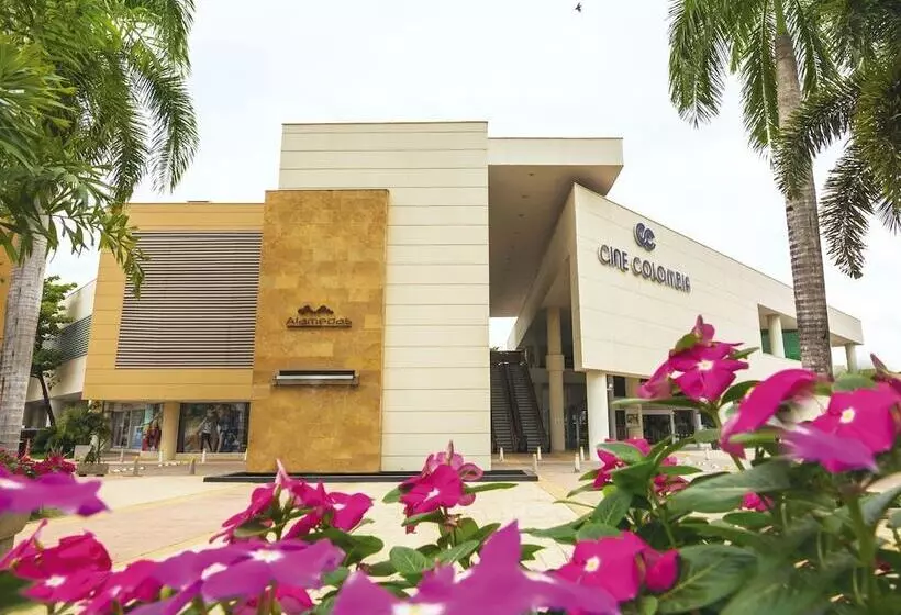 Fotos del hotel Cinco Monteria:  8