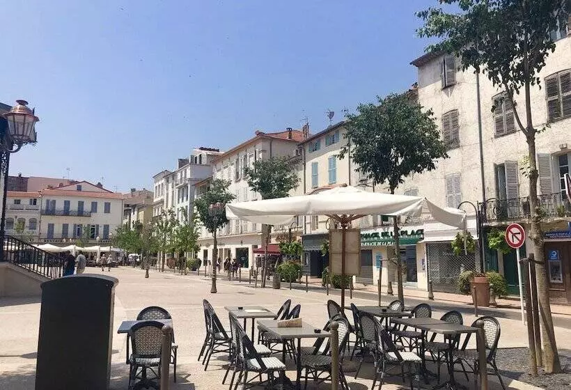 Fotos del hotel Irin:  12