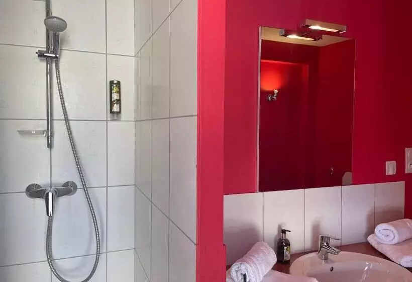 Fotos del hotel Logis  Castel De Mirambel:  6