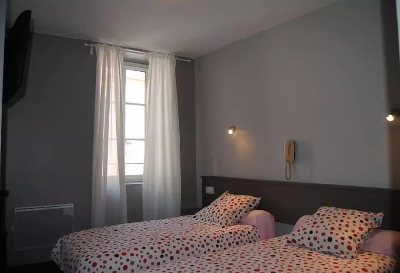 Fotos del hotel Logis  Castel De Mirambel:  15