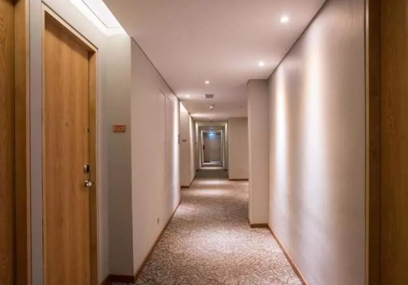 Fotos del hotel Allstay  Semarang Simpang Lima:  12