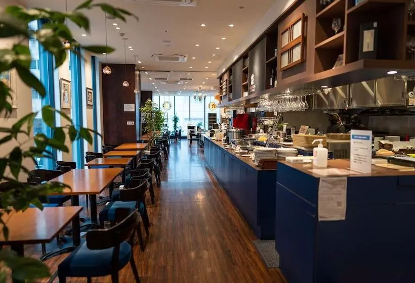 Fotos del hotel Sotetsu Fresa Inn Ginzananachome:  8