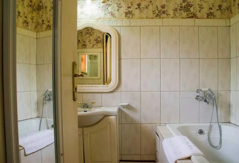 Fotos del hotel Lindsay Cottages:  6