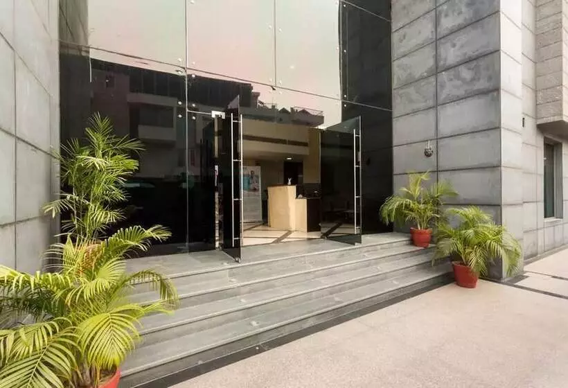 Fotos del hotel Delta Suncity:  5