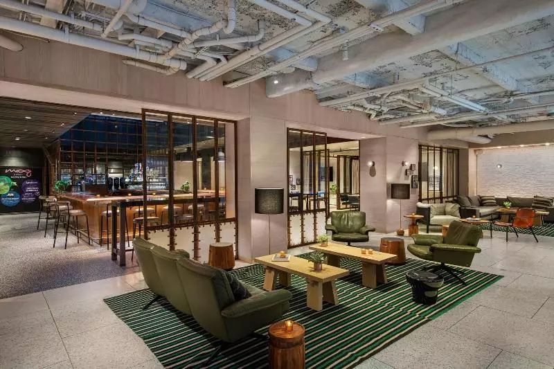 Fotos del hotel Moxy Nyc Times Square:  2