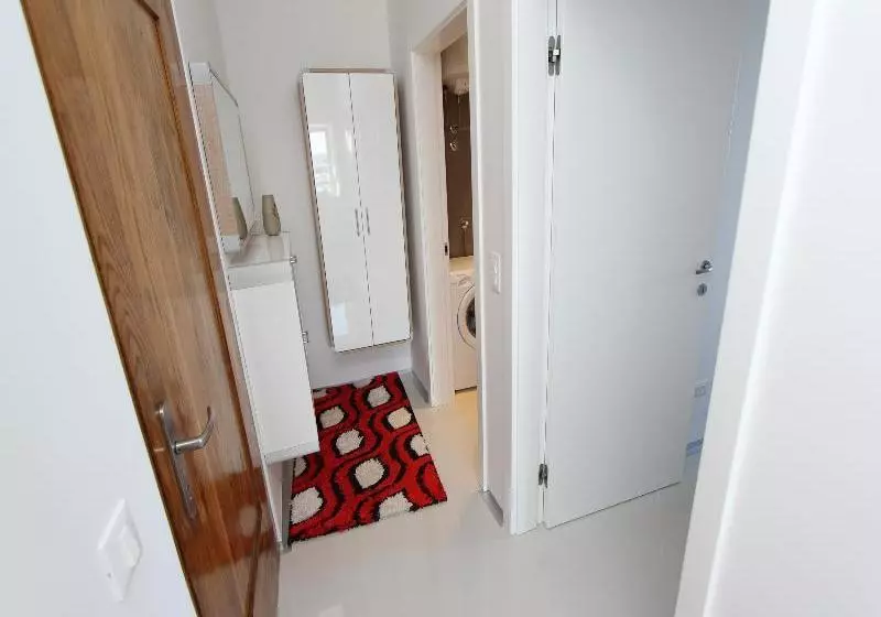 Fotos del hotel Apartment Edi:  3