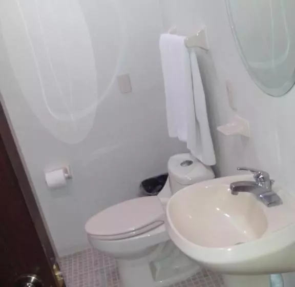 Fotos del hotel Uke Inn Terán:  5