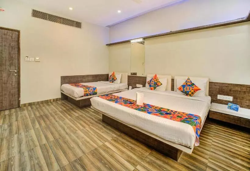 Fotos del hotel Fab Bee Town:  12