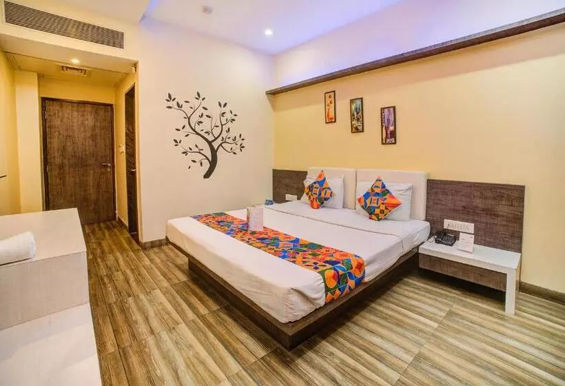 Fotos del hotel Fab Bee Town:  18