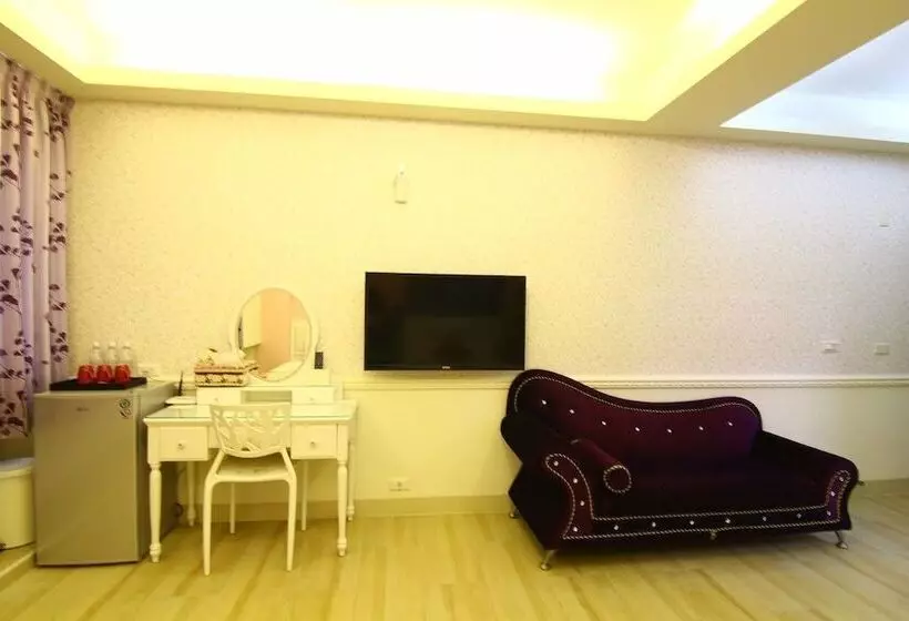 Fotos del hotel Happyday Guesthouse:  12