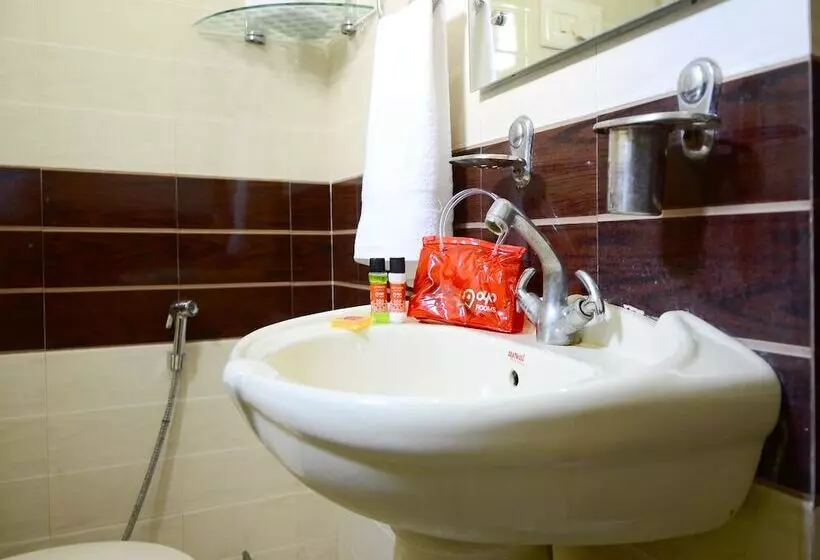 Fotos del hotel Oyo Rooms Igi Airport 3:  7