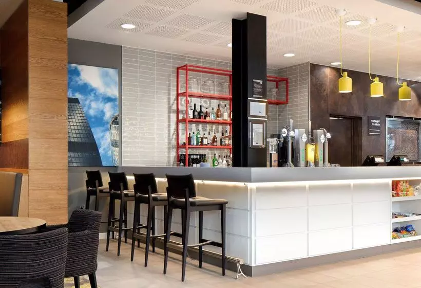 Fotos del hotel Hampton By Hilton London Docklands:  14