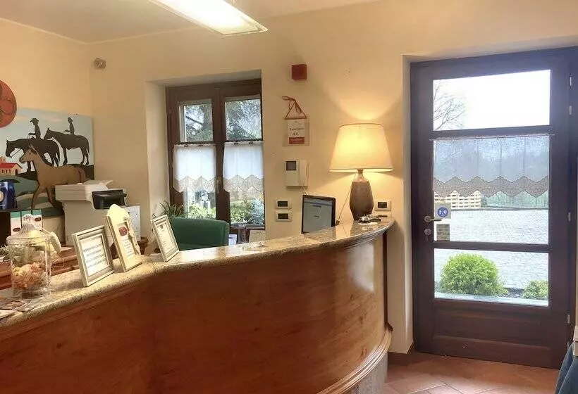 Fotos del hotel La Fertè:  3