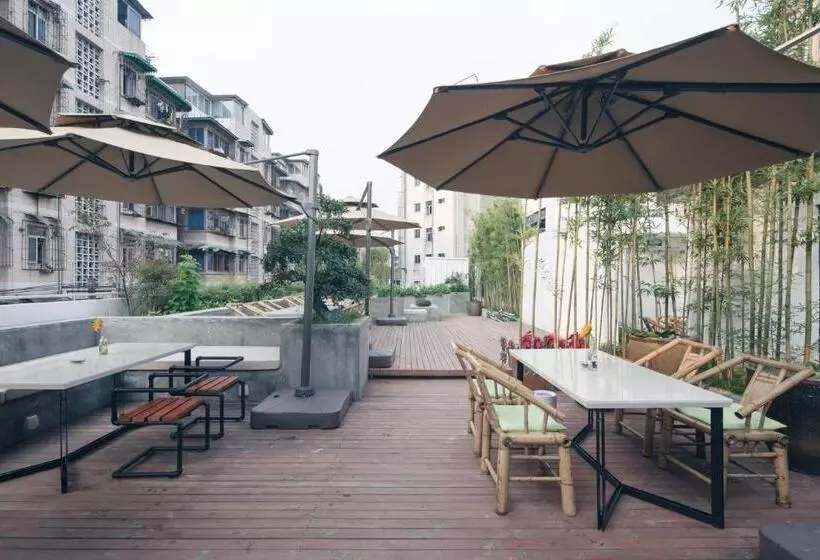 Fotos del hotel Travelling With Hotel Chengdu Wide And Narrow Alley:  6
