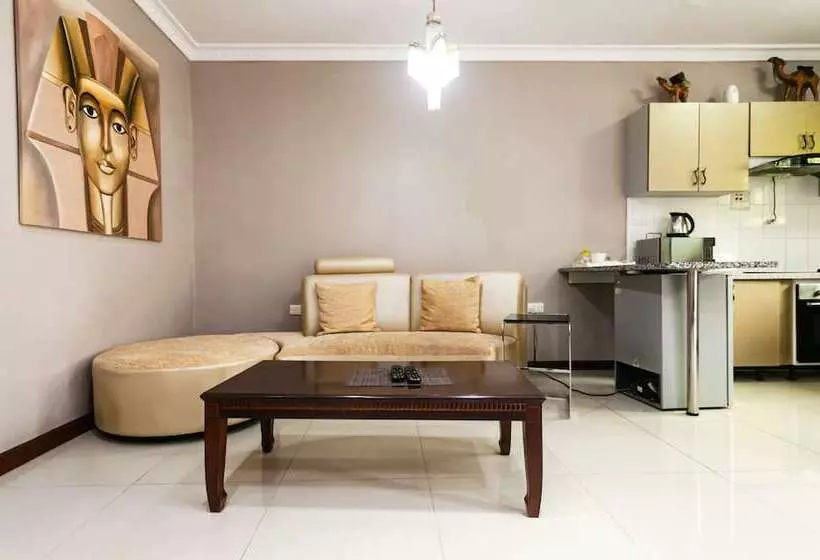 Fotos del hotel Nomads Court Lodge:  21