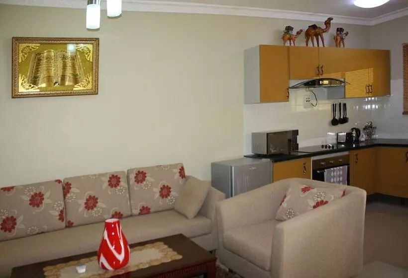 Fotos del hotel Nomads Court Lodge:  23
