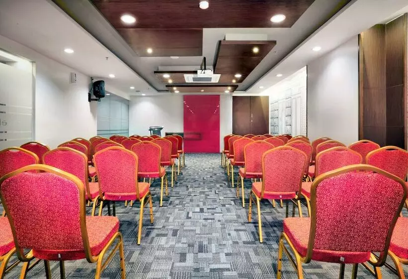 Fotos del hotel Fave Margonda:  15