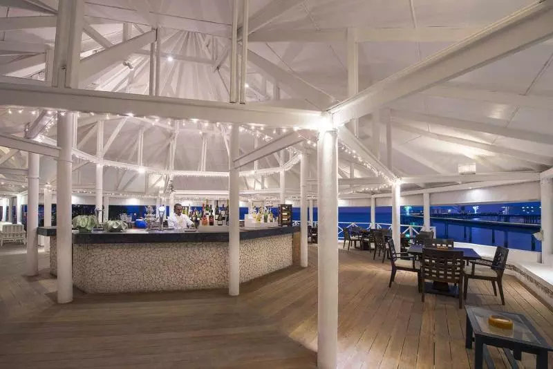 Fotos del hotel Diamonds Thudufushi Maldives Resort &amp; Spa:  5