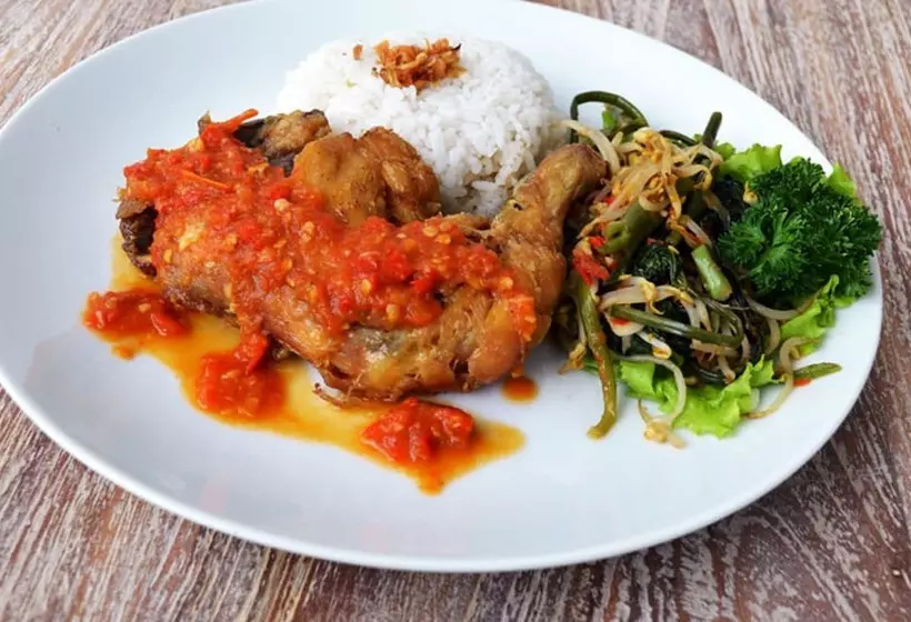 Fotos del hotel Tirtha Canggu Suites:  12