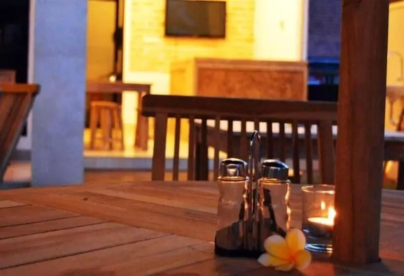 Fotos del hotel Tirtha Canggu Suites:  13
