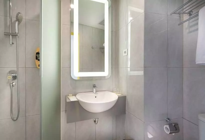 Fotos del hotel Yello Hotel Manggarai:  15