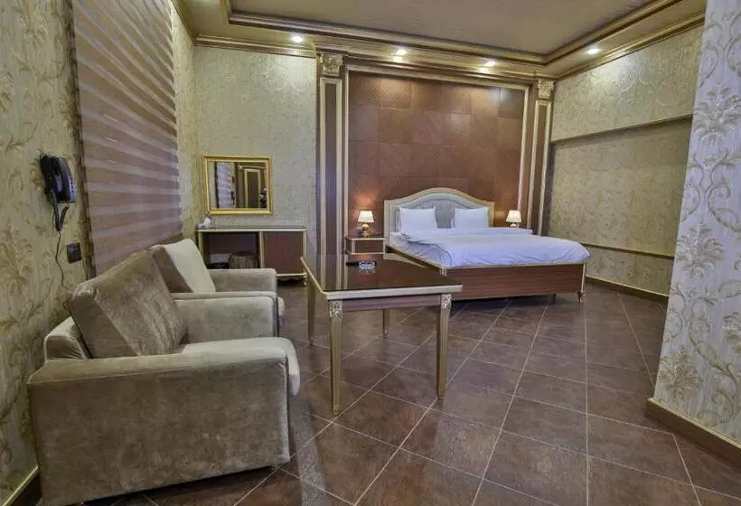 Joyy Hotel & Spa