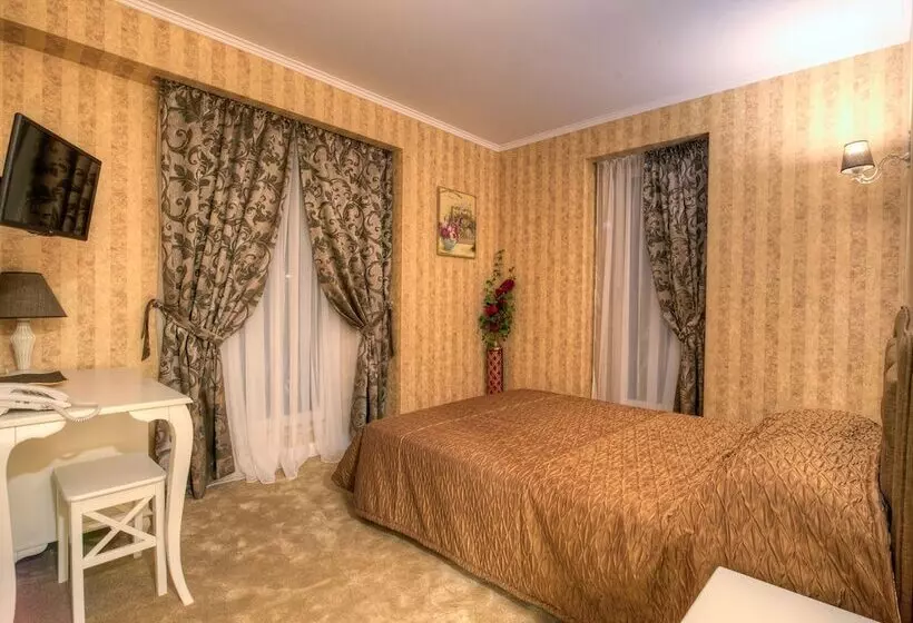 Family Hotel Agoncev