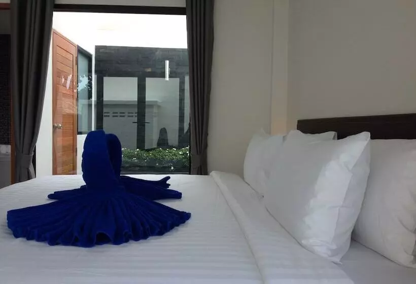 Fotos del hotel Limelight Village:  17