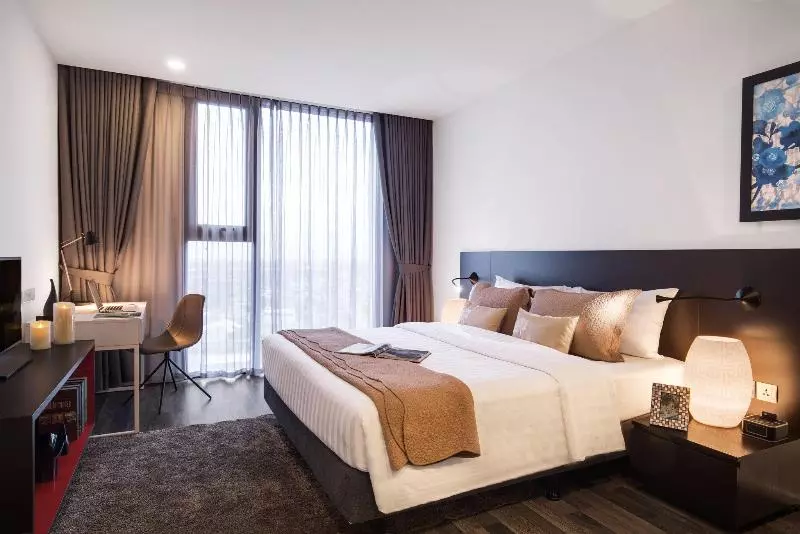 Fotos del hotel Somerset West Point Hanoi:  6