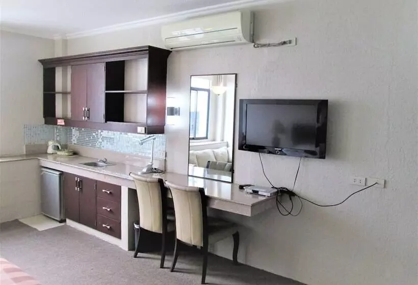 Fotos del hotel Stonestown Suites:  9