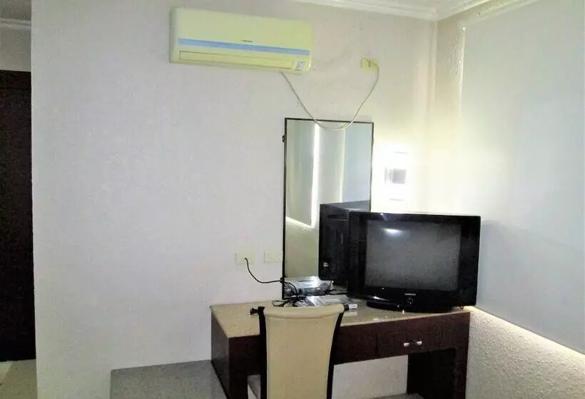 Fotos del hotel Stonestown Suites:  2