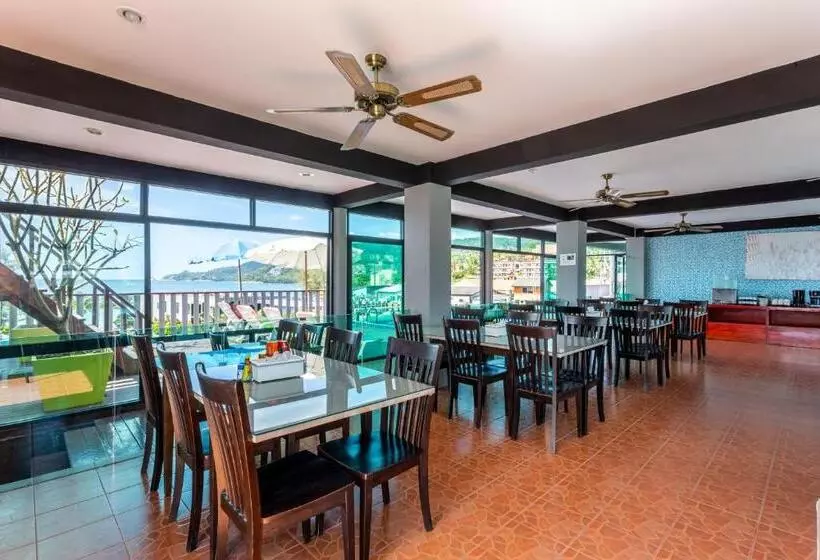 Fotos del hotel At Patong:  5