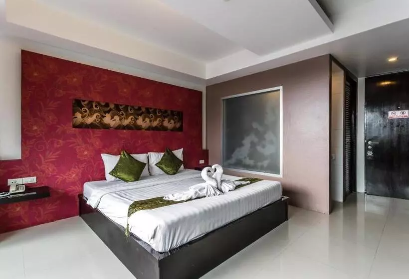 Fotos del hotel At Patong:  20