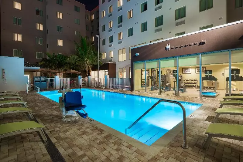 Fotos del hotel Staybridge Suites  Miami International Airport, An Ihg:  12