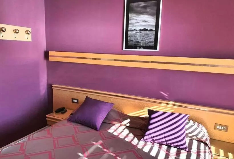 Fotos del hotel Antares:  6