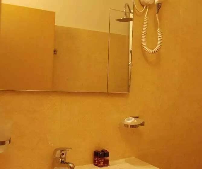 Fotos del hotel Gega:  12