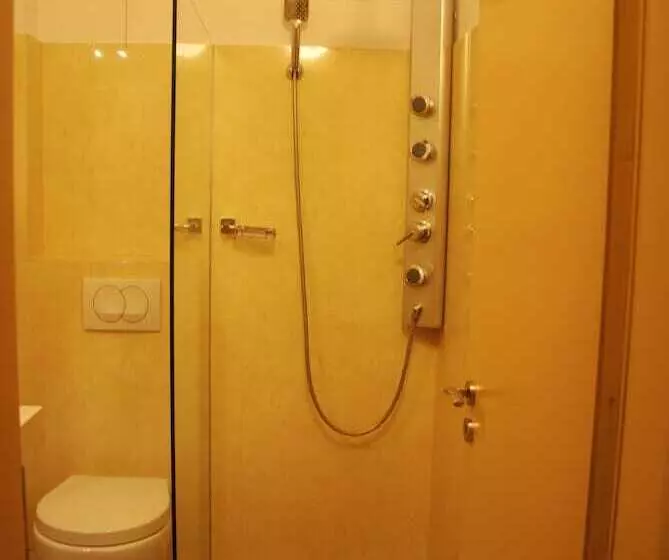 Fotos del hotel Gega:  18
