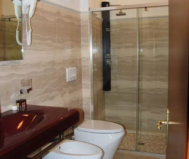 Fotos del hotel Gega:  9