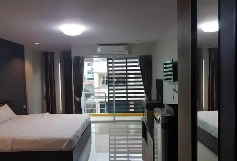 Fotos del hotel Supachai Inn:  5
