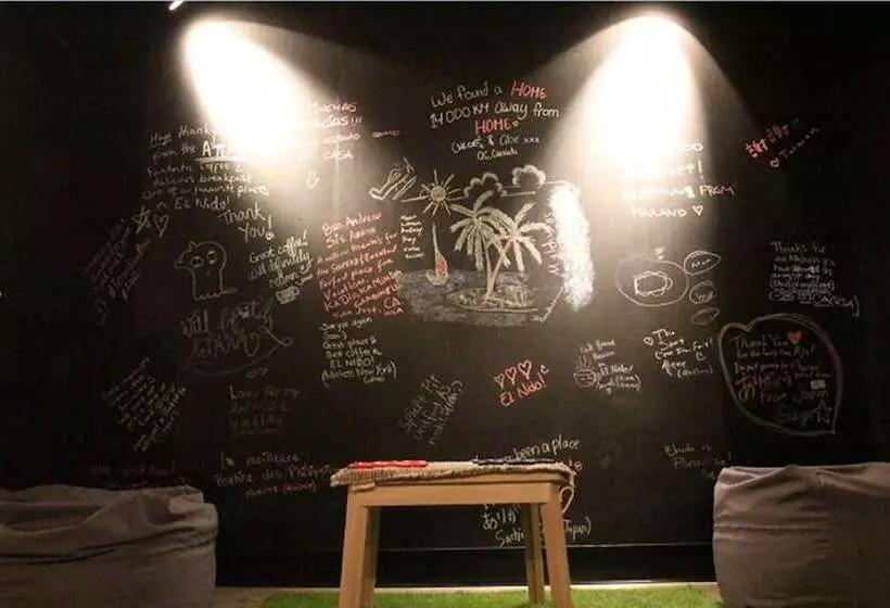 Fotos del hotel The Cavern Pod  & Specialty Café  Hostel:  8