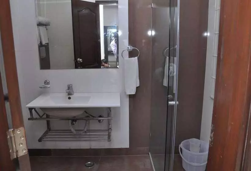 Fotos del hotel Jashn Inn:  20