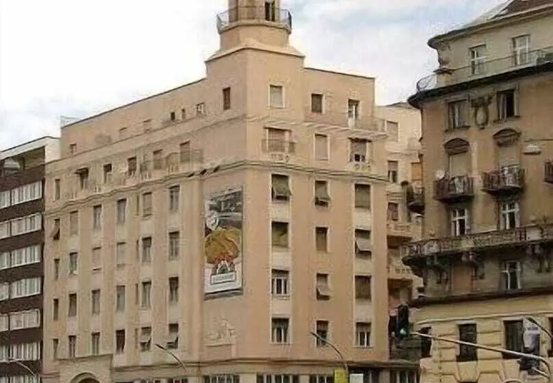 Budapest Suites