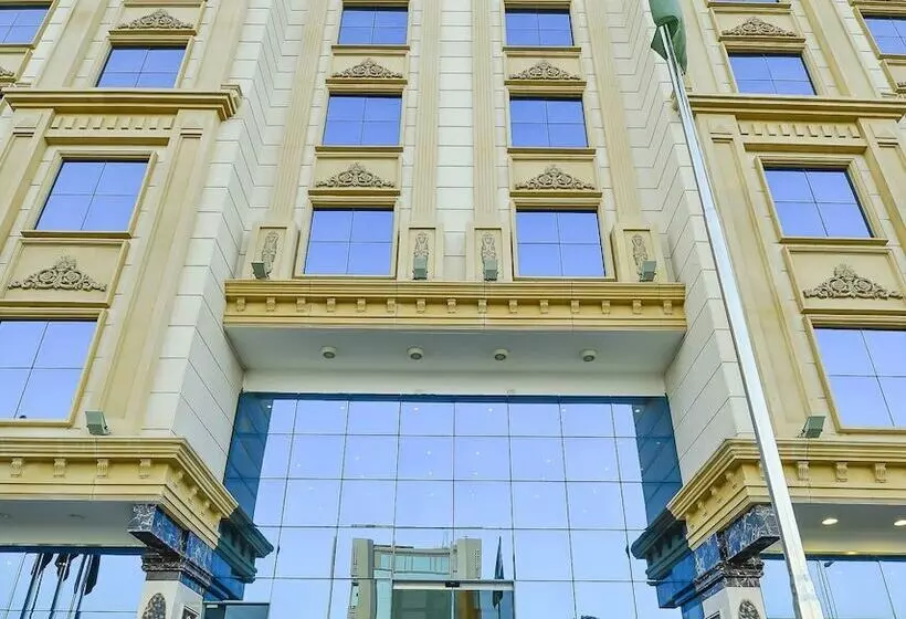 Fotos del hotel Crown Town:  22