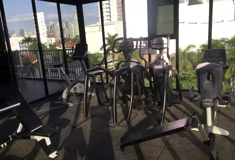 Fotos del hotel Innfiniti  & Suites:  11